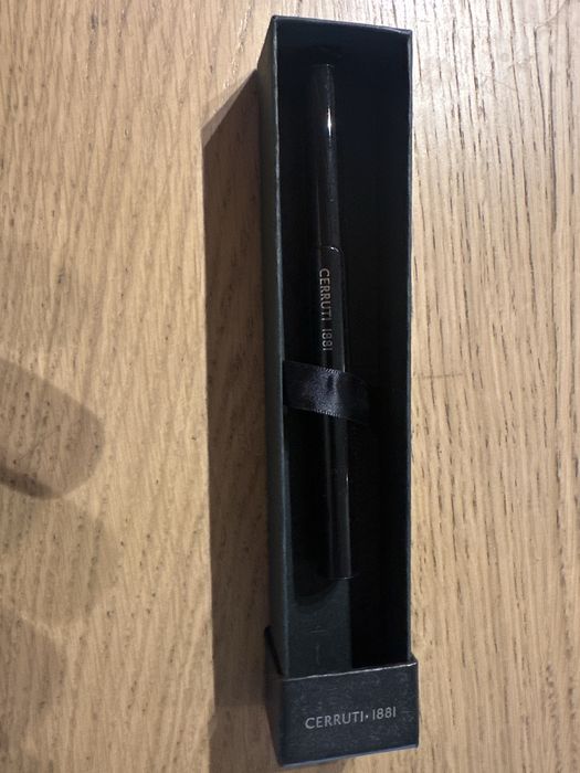 Piòro wieczne  CERRUTI 1881