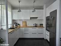 2 pokoje | 48,8 m² | Róży Wiatrów 19 | loggia z widokiem na zieleń