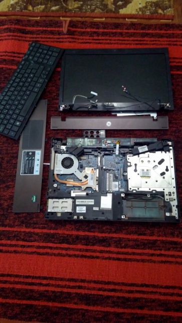 Ноутбук HP 4525s на деталі