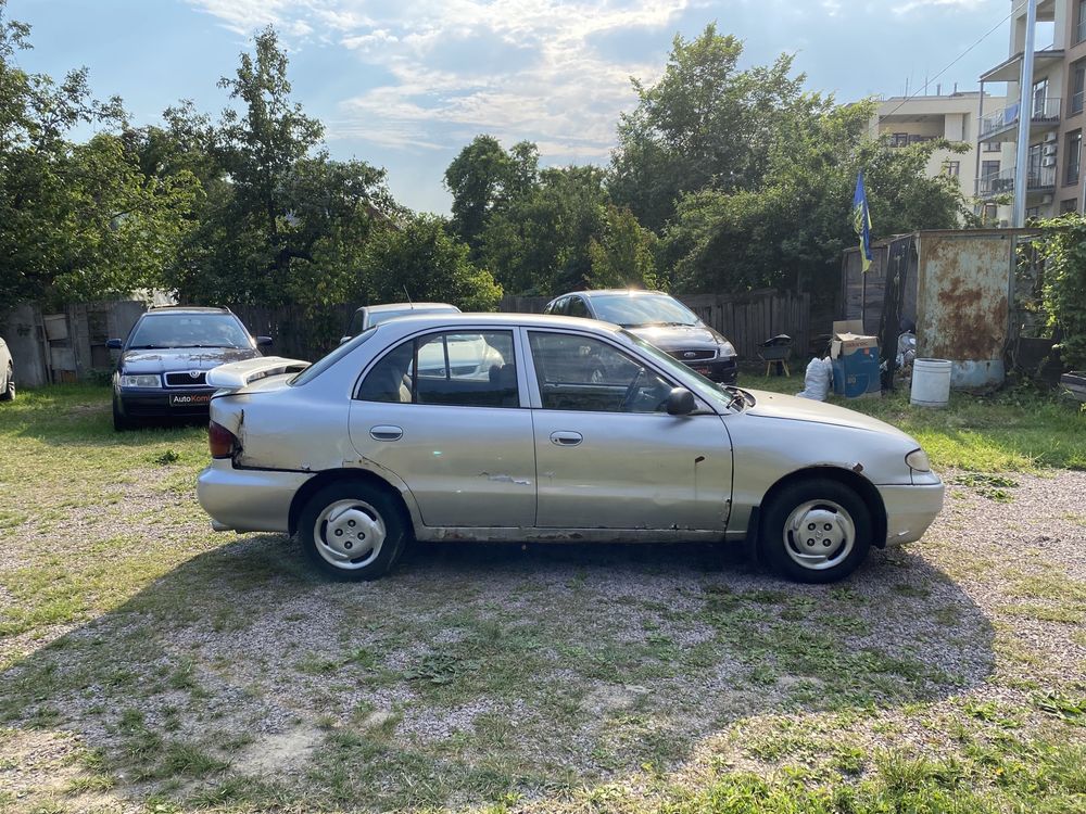 Hyundai Elantra 1.6 газ/бенз