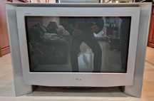 Televisão Sony KV-28FQ75E de 71 cm