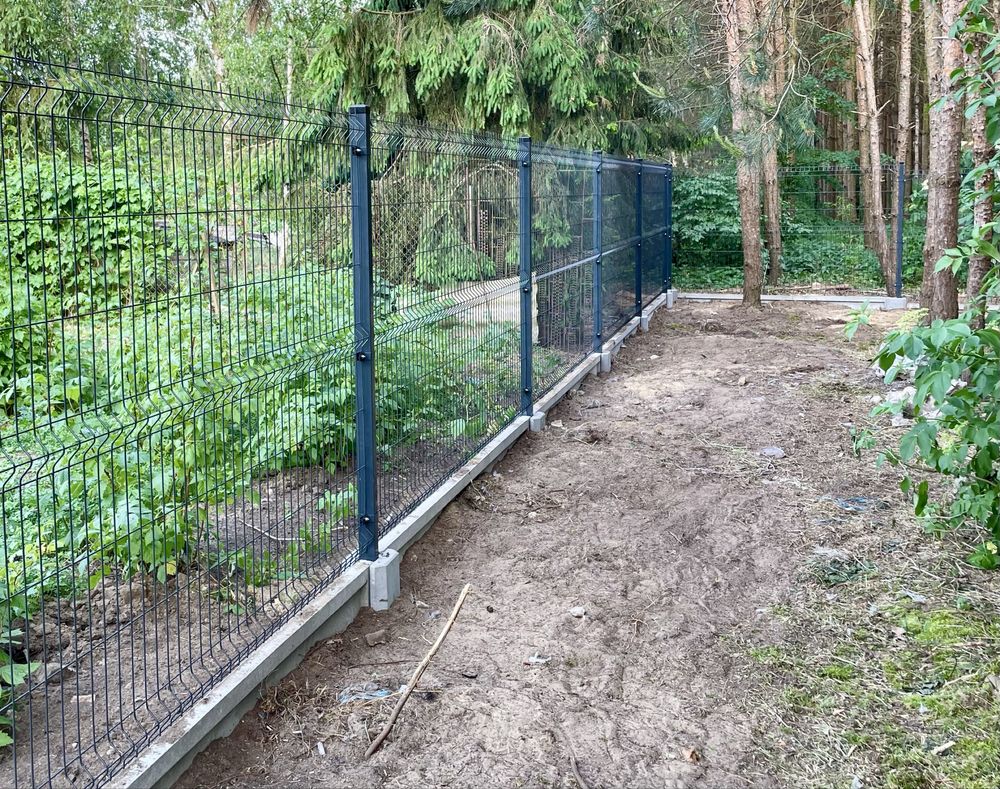 Montaż ogrodzeń Ogrodzenia Panelowe  Siatka Obsadzanie bram i furtek