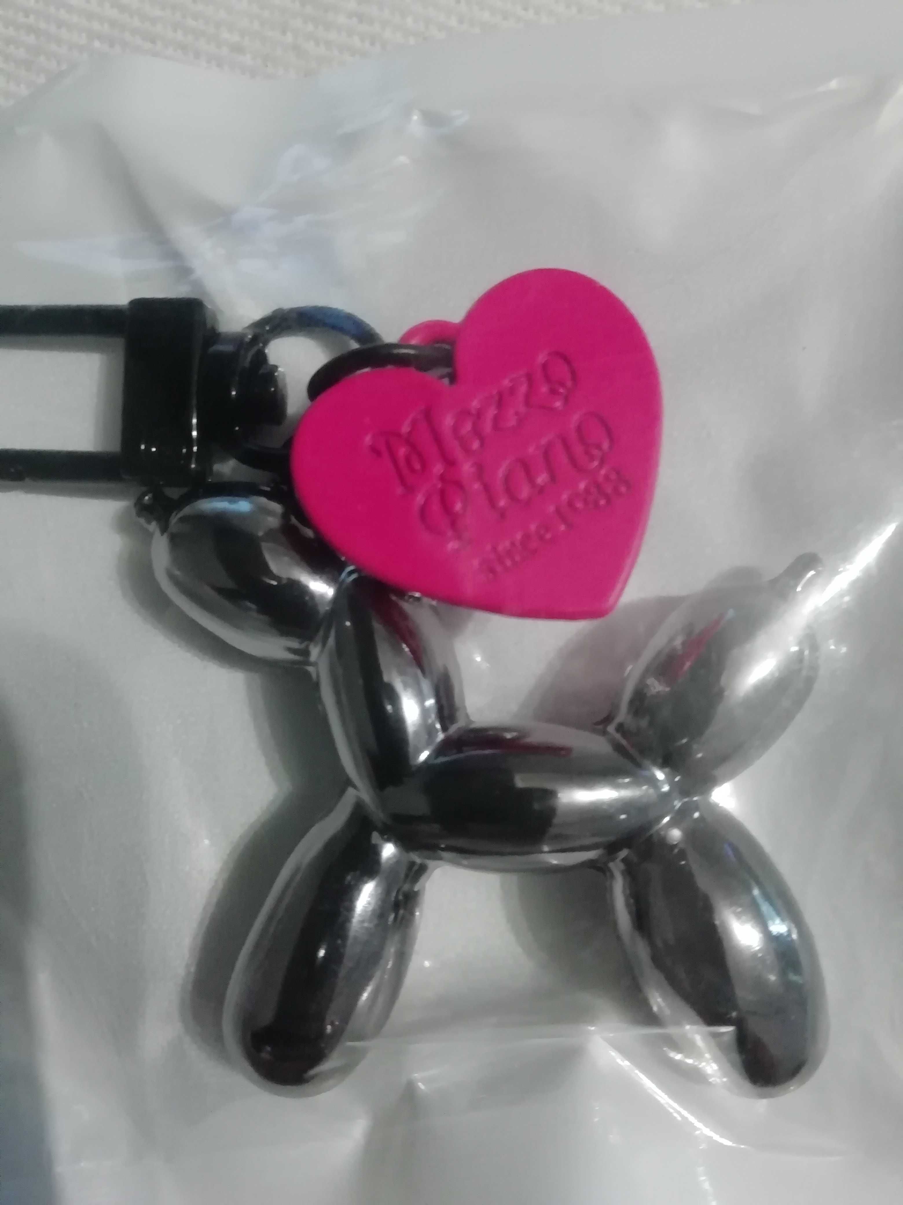 Porta-Chaves cão balão com chapa em forma de coração