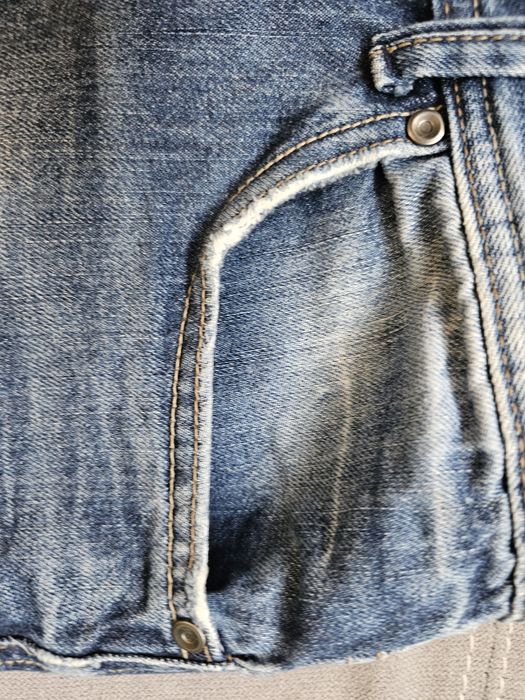 Męskie spodnie jeansowe