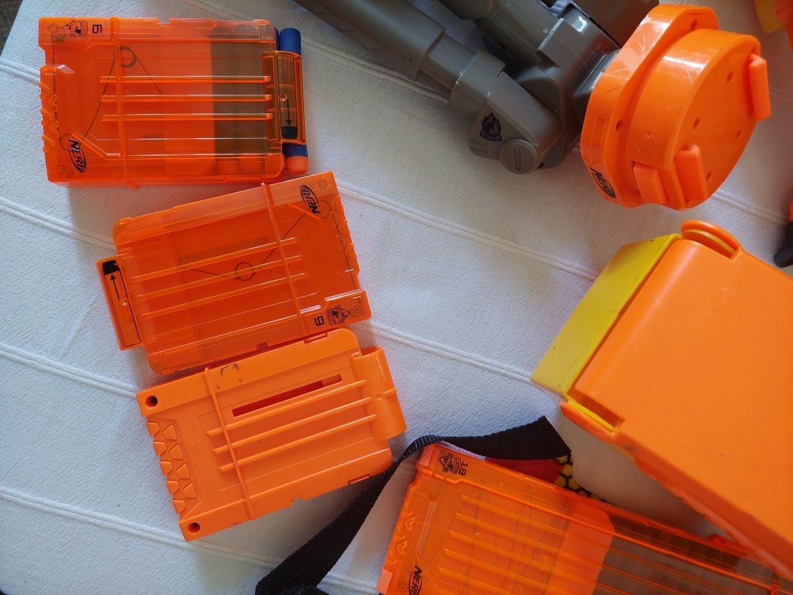Wielki zestaw Nerf + modele niedostępne w Polsce