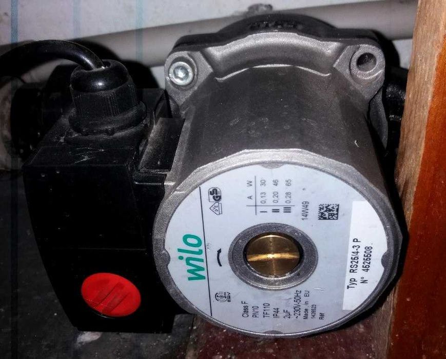 Газовый котел EUROSIT 630 насос, радиаторы чугунные, фурнитура