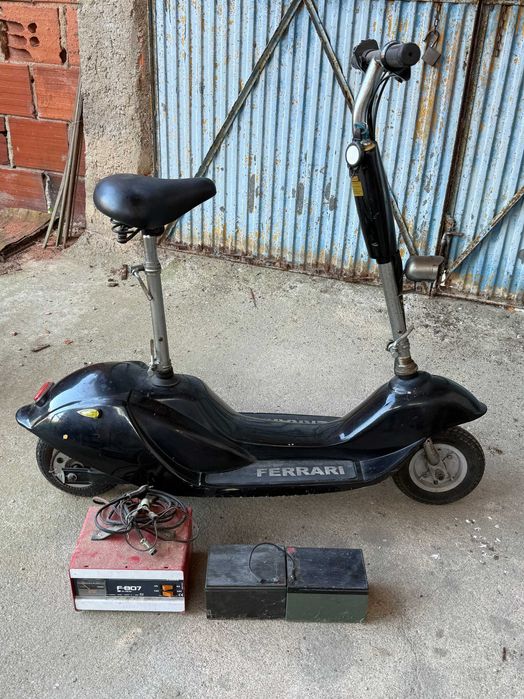 Trotinete a Bateria - FERRARI