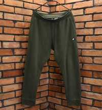 Nike spodnie dresowe nowy model slim fit Khaki super stan XL