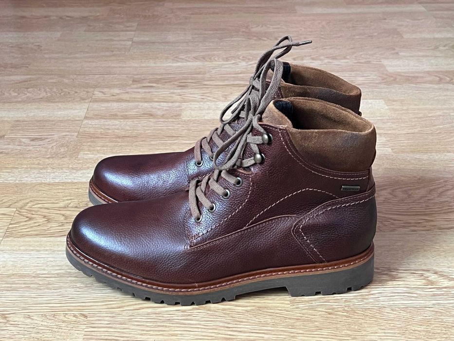 Нові шкіряні термо черевики Bata 45 розміру