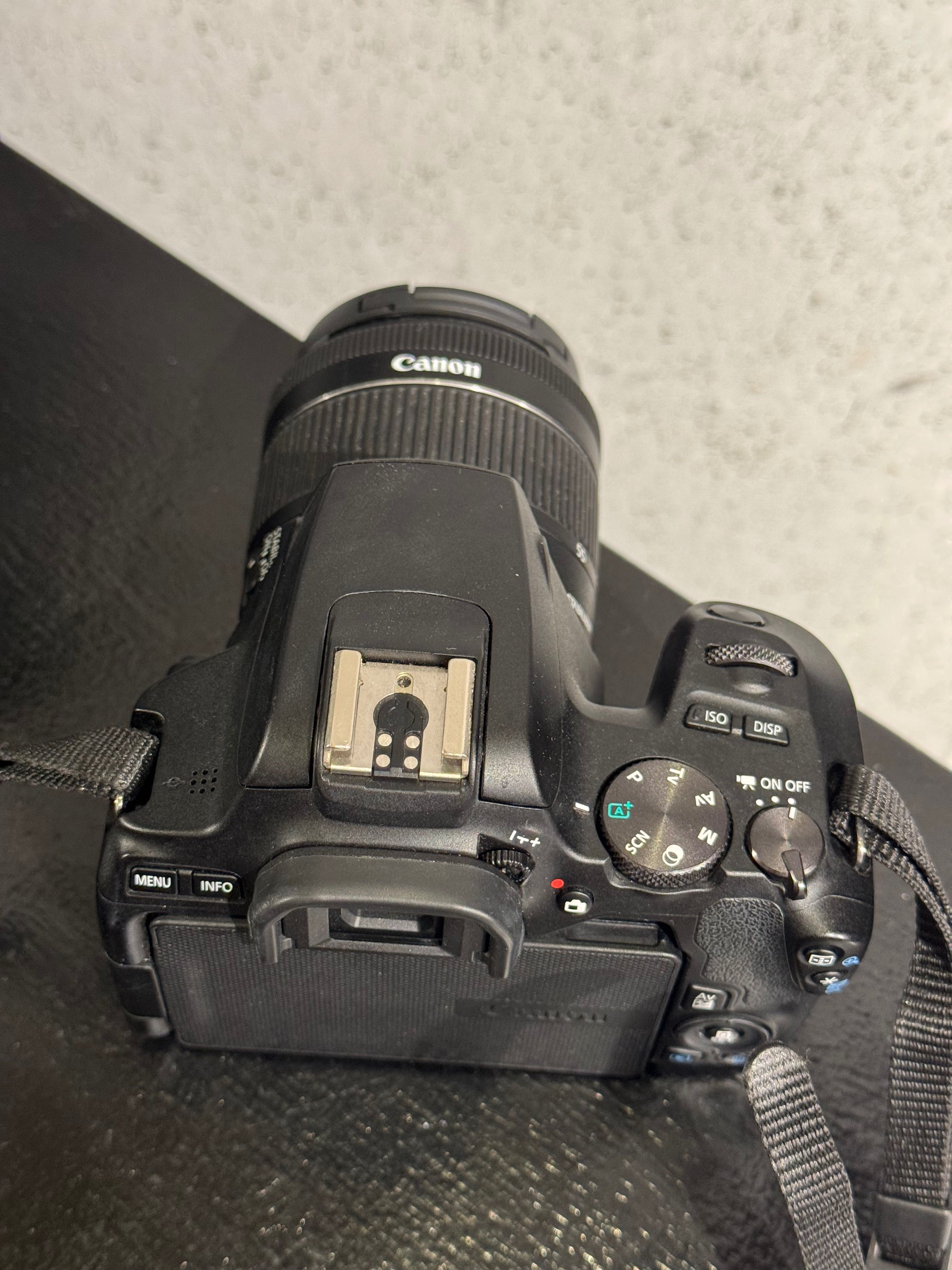 Vendo Canon EOS250D