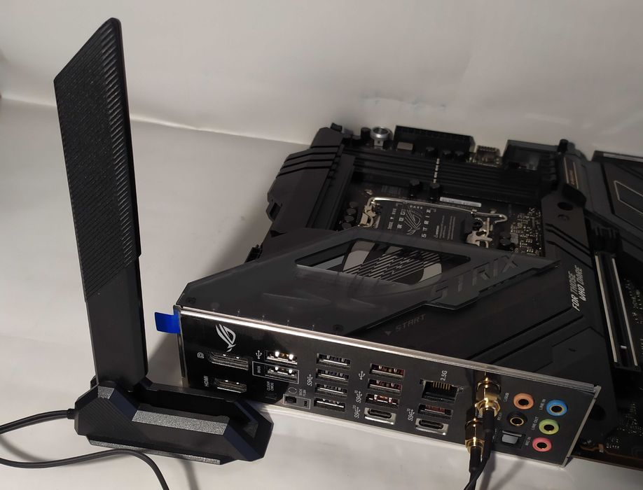 Материнська плата Asus ROG STRIX Z790-F Gaming Wi-Fi