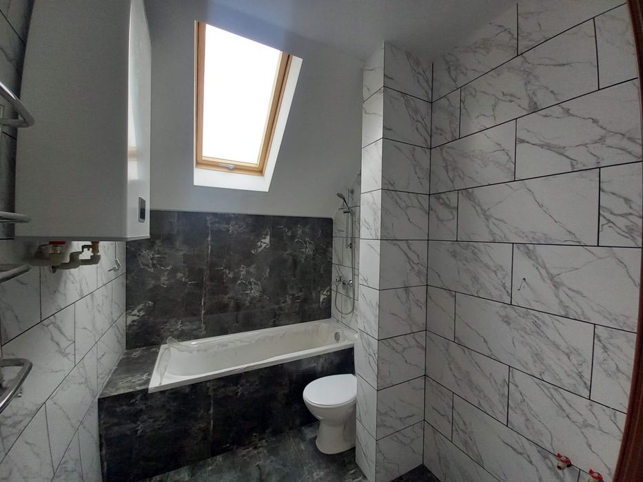 Продаётся часть дома  два этажа Верхняя Хортица