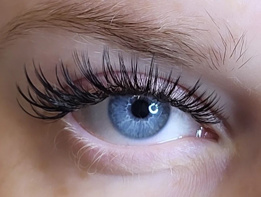 Нарощування вій Бородинський Наращивание ресниц Запорожье