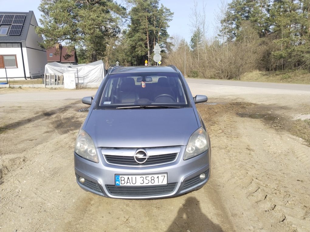 Opel Zafira B 1.9 Cdti