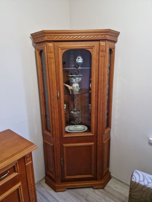 Zestaw mebli do salonu i jadalni