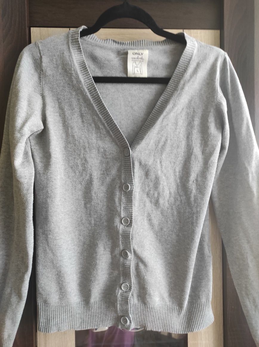 Sweter szary zapinany Only L