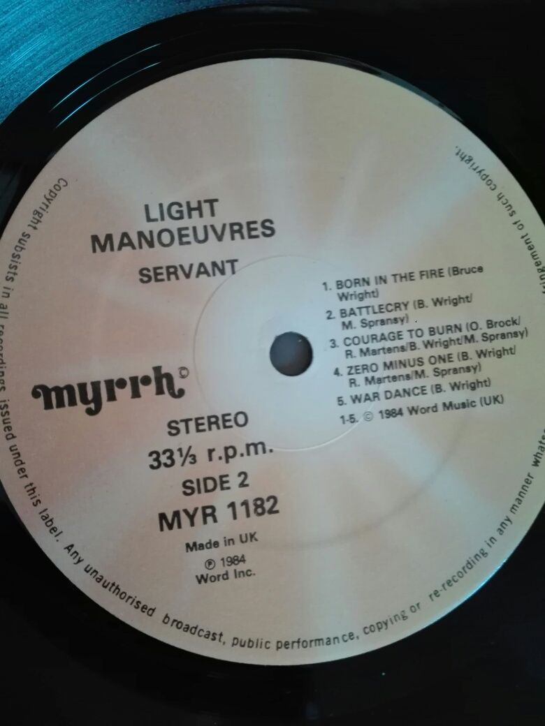 ,Servant  ,,Light Manouvers" Rock, U2,Dire Straits