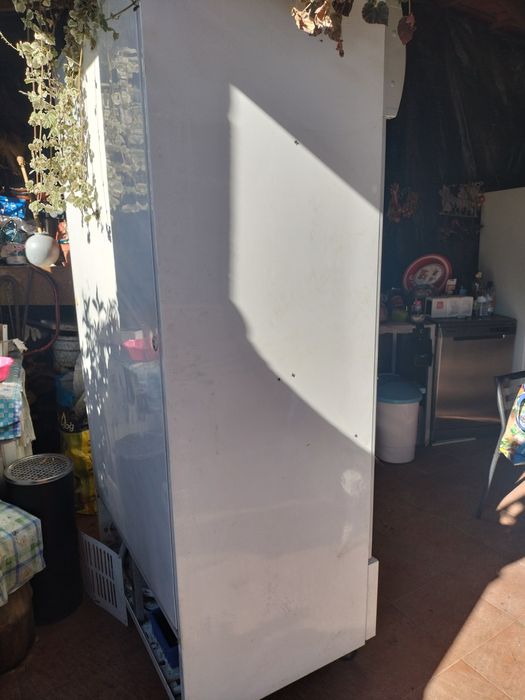 Armário vertical frio  2 portas vidro duplo