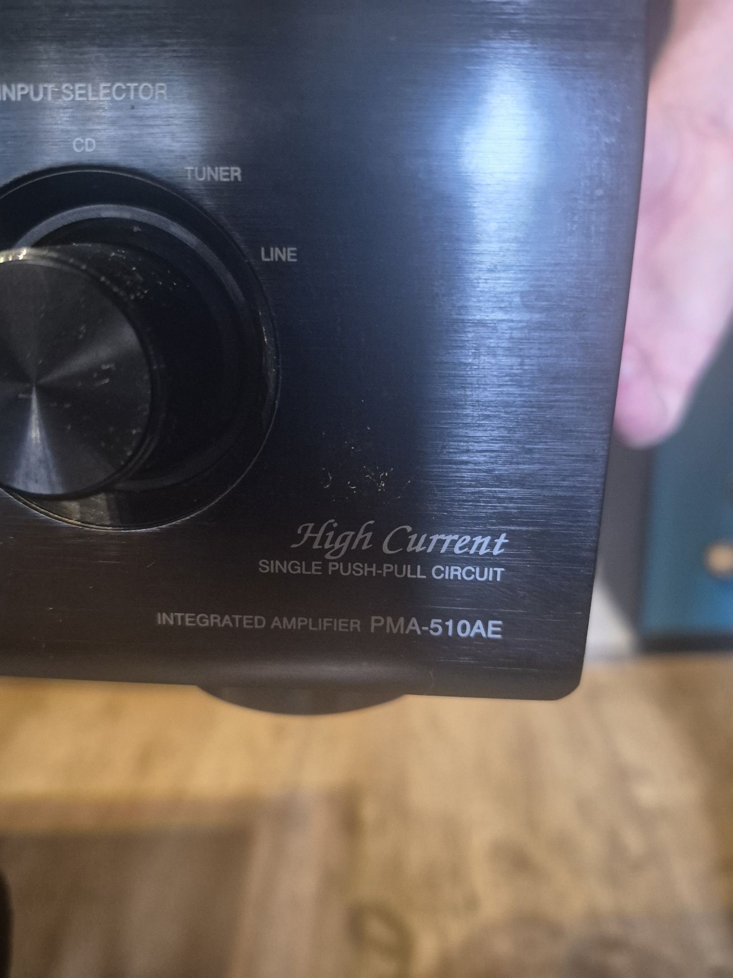 Wharfedale Diamond 10.7 dwie kolumny, radio i amplituner