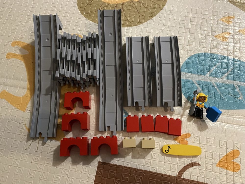 Lego Duplo Tory kolejowe i wiadukt 10872