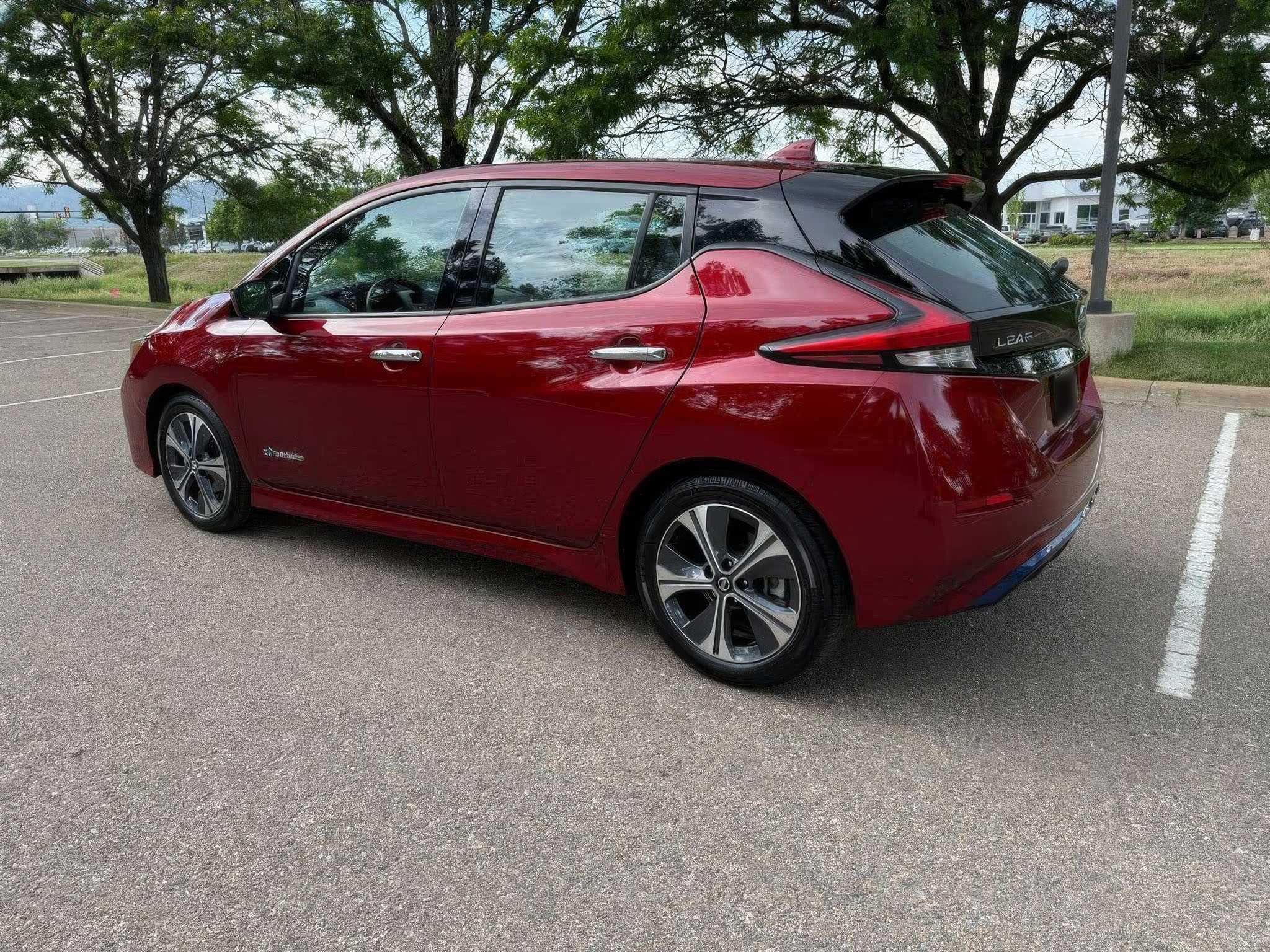 2019 Nissan LEAF SL