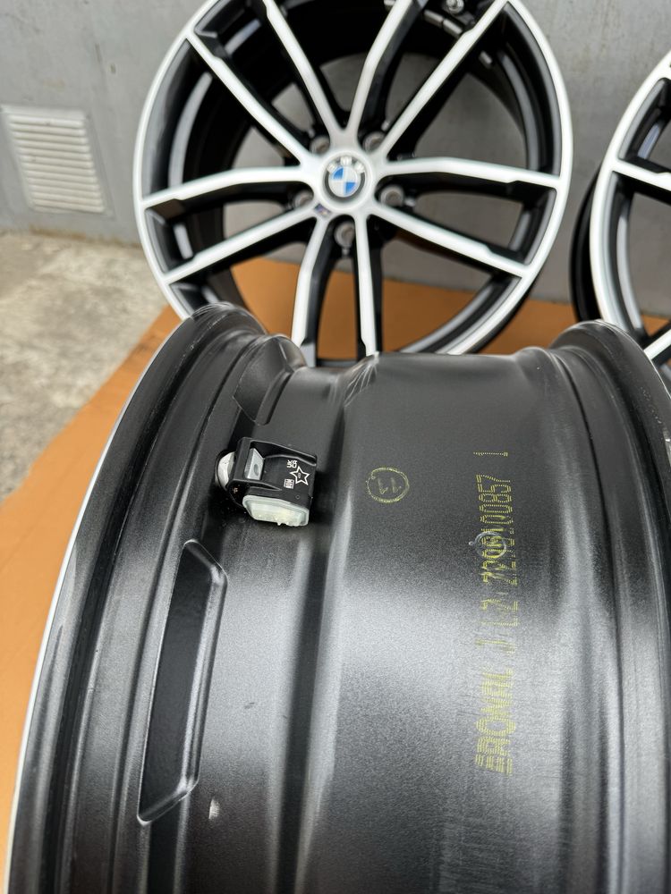 Диски одноширокі R18 5x112 BMW G30 G31 662M Style