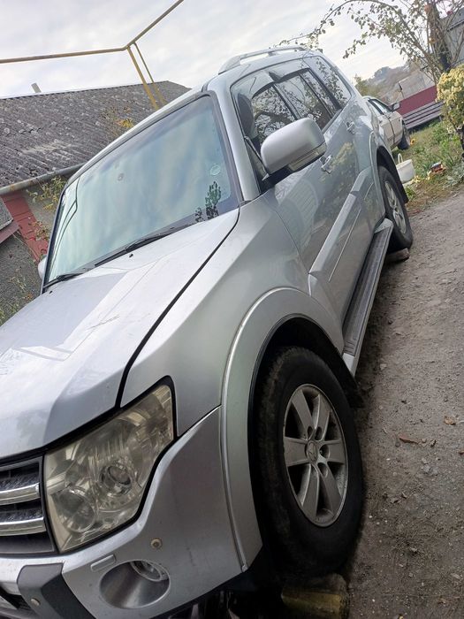 Mitsubishi Pajero WAGON