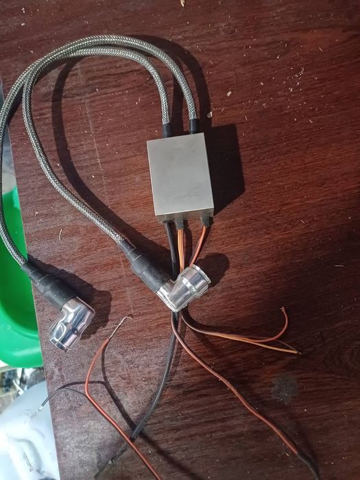 Продаю Антенна GPS CRPA на 4