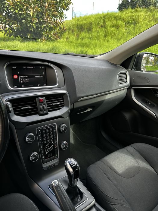 Volvo V40 com 106 mil km