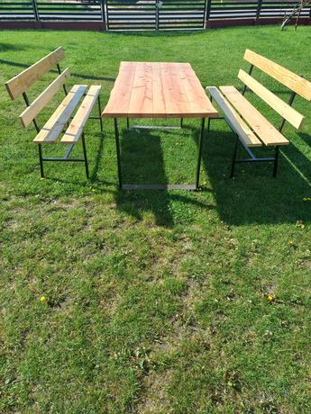 Stół ogrodowy z litego drewna + 2 ławki