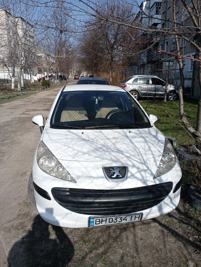 Продам Peugeot 207