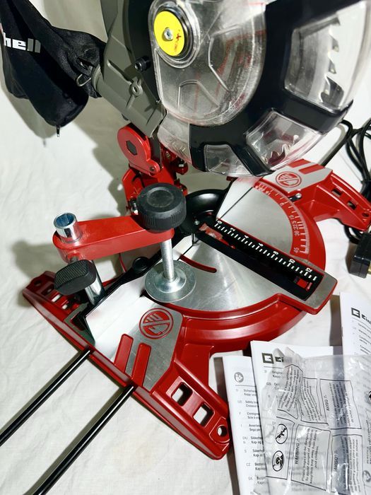 Пила торцовочная Einhell ТC-MS 2112! из Германии!