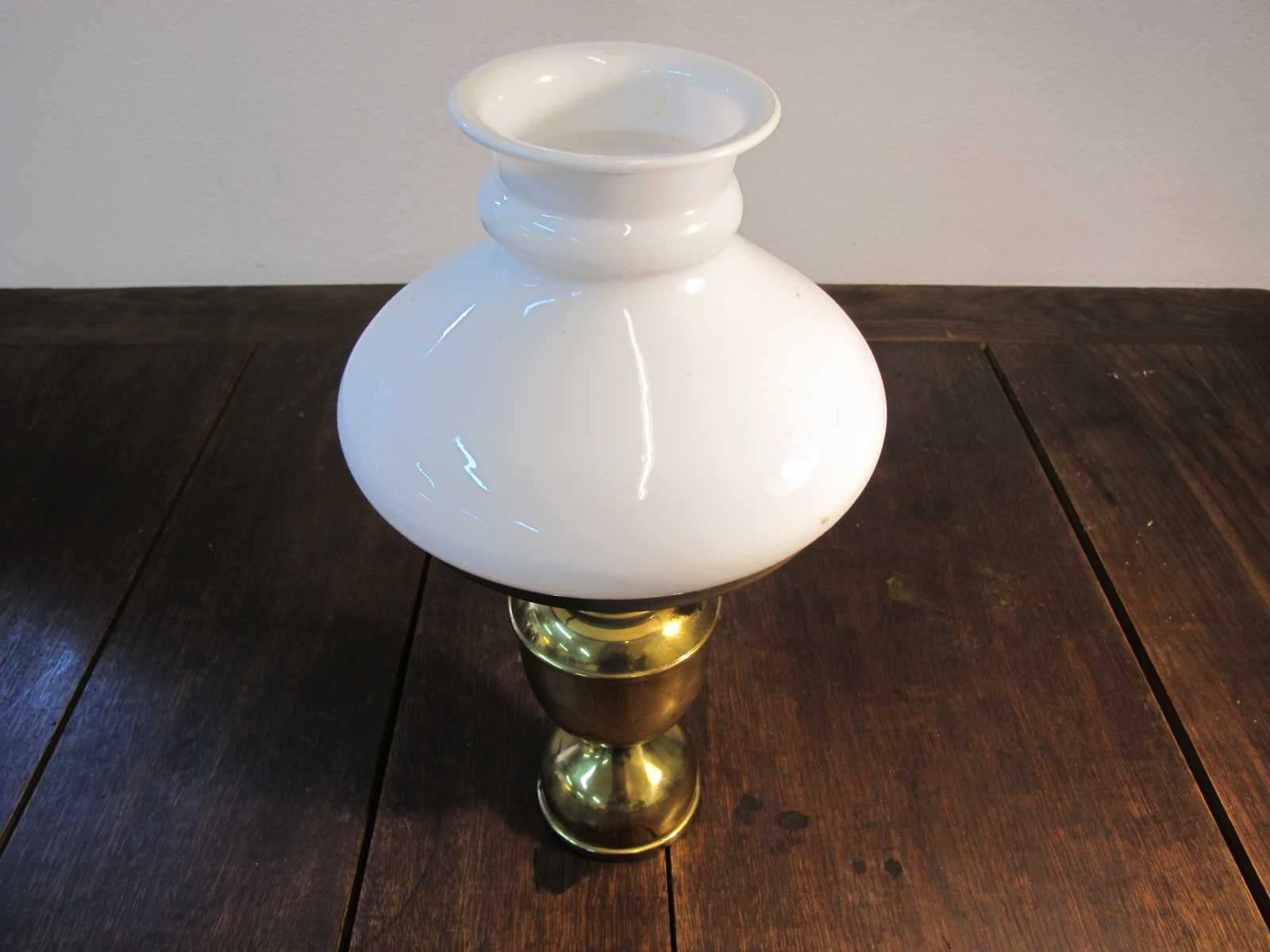 Lampa naftowa palnik Kosmos Brenner mosiężna szklany biały klosz