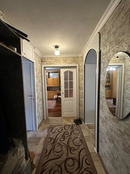 Продам 3-кімнатну квартиру по вул.Аркадія Голуба, б.1, без комісії