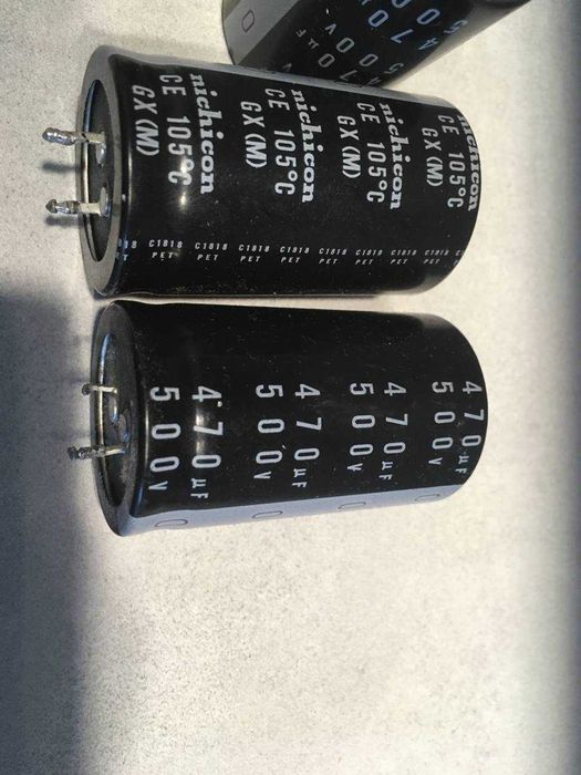 Конденсатори електролітичні 470мкФ, 500В