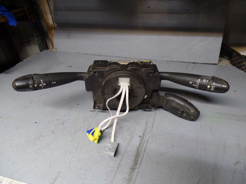 Paz5 Przełącznik zespolony pająk peugeot 307 wysyłka części