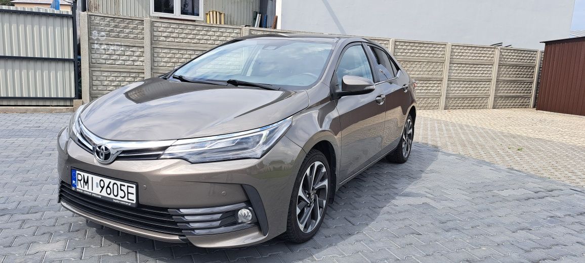 Toyota Corolla 1.6 b salon Polska