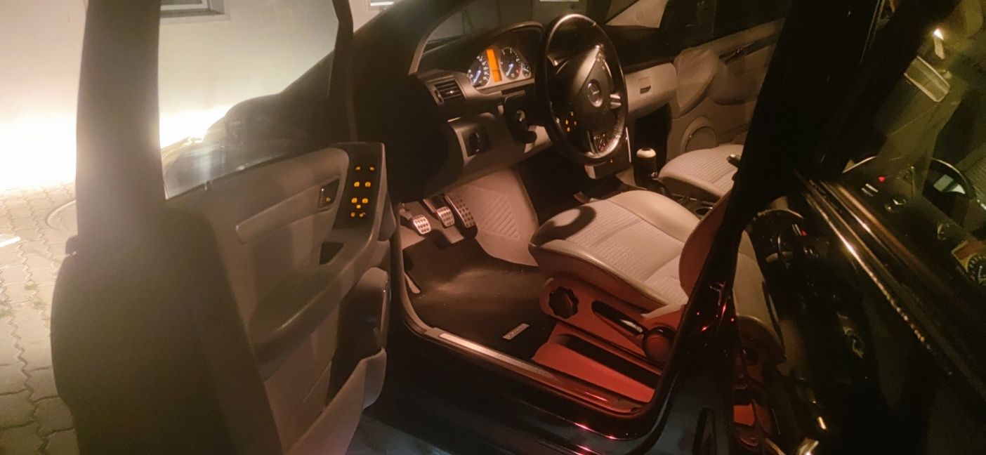 Mercedes B200 CDI - ANO 2005