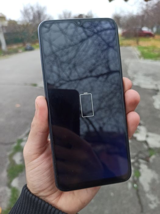 Redmi note 8 4/128ГБ на запчастини або відновлення у робочому стані