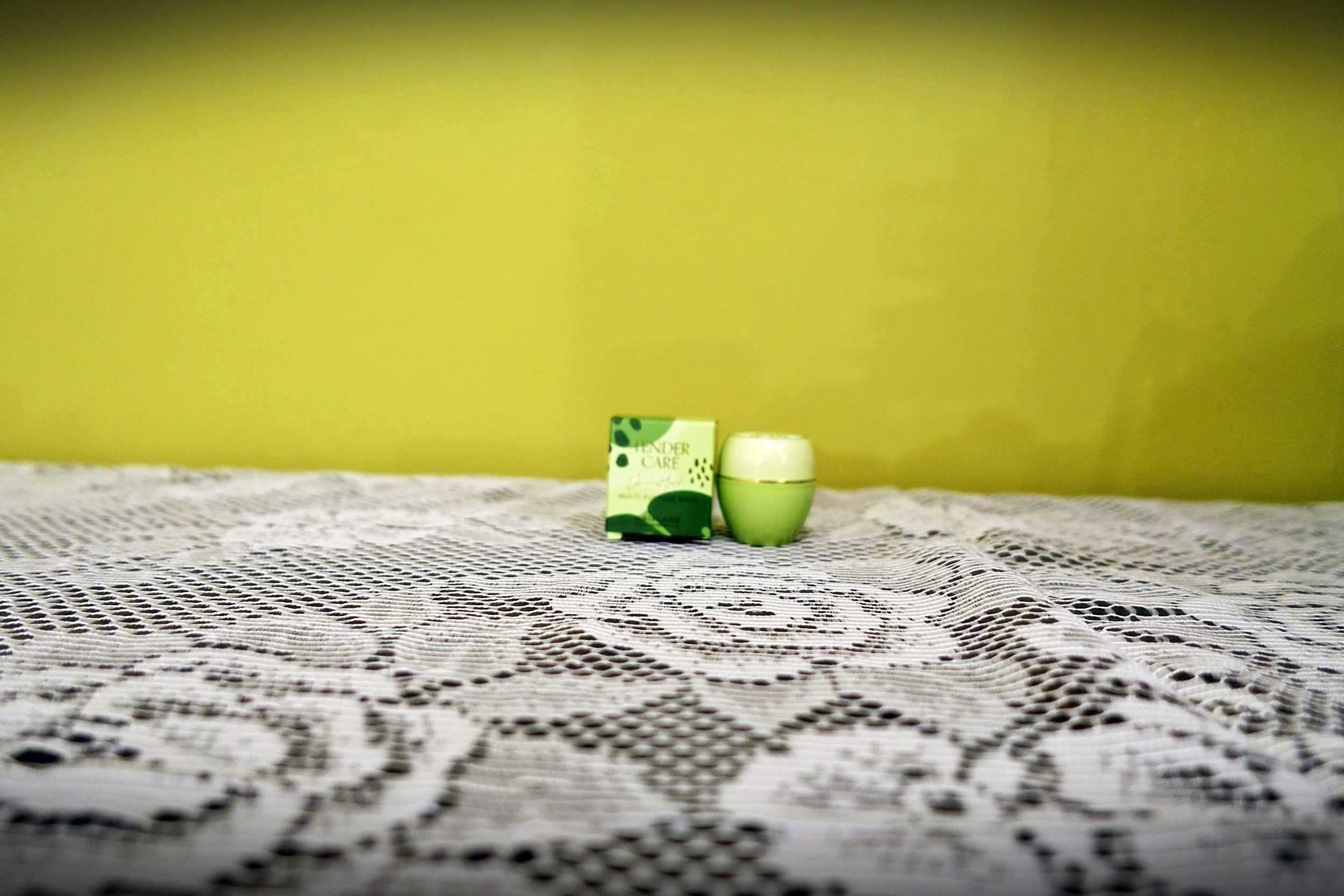 Kremik Tender Care Green Apple Multi  Purpose Balm Oriflame.