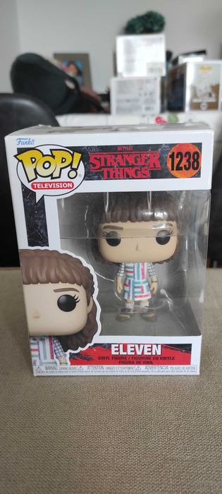 Funko POPS originais  vários na caixa - Eleven e  Frozen II