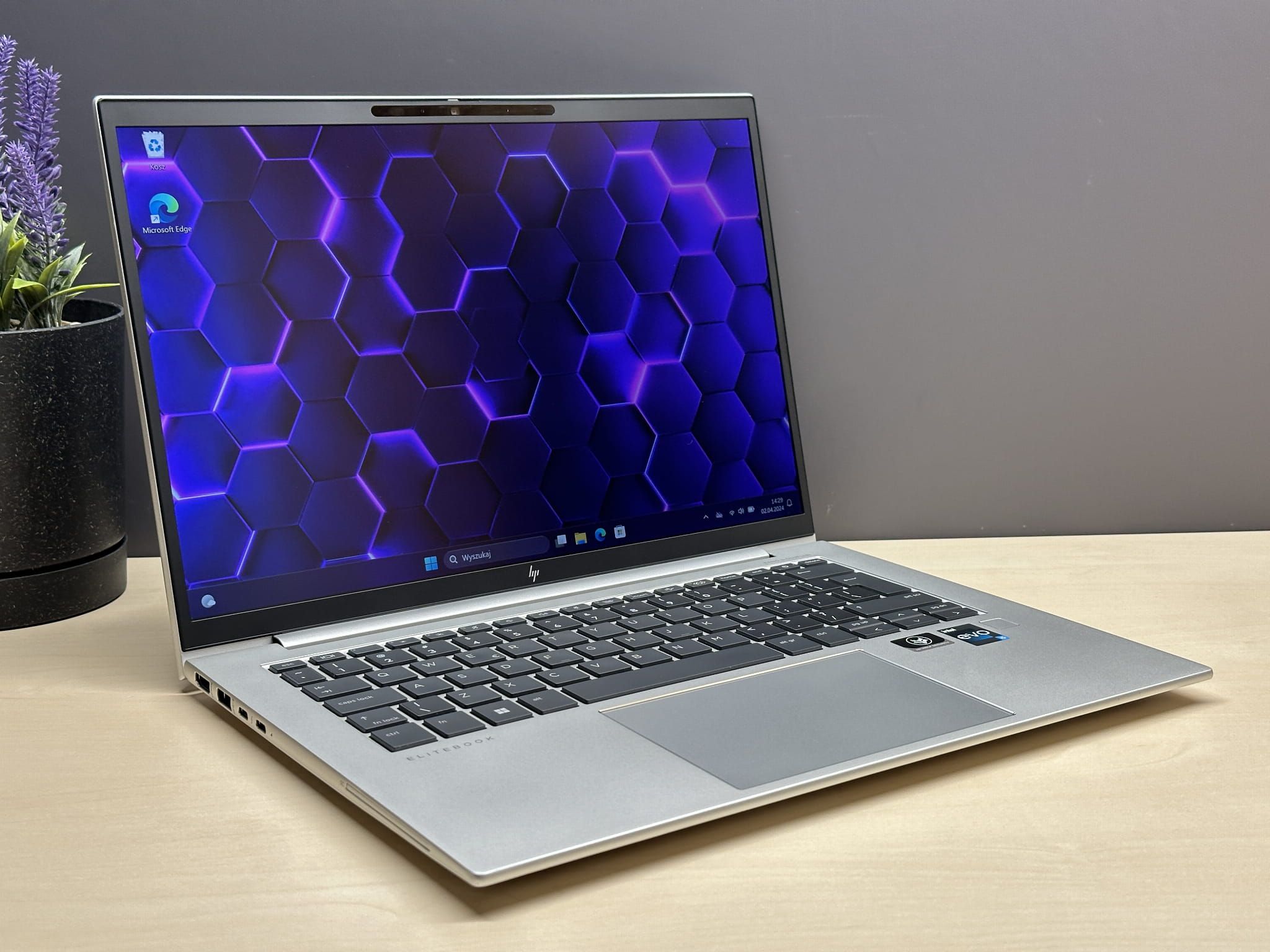 Laptop HP EliteBook 840 G9 | i5-1235U / FHD+ / OUTLET / 32GB / 1TB