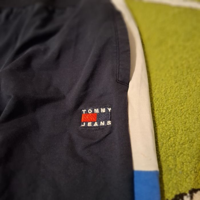 Spodnie chłopięce Tommy Jeans nowe
