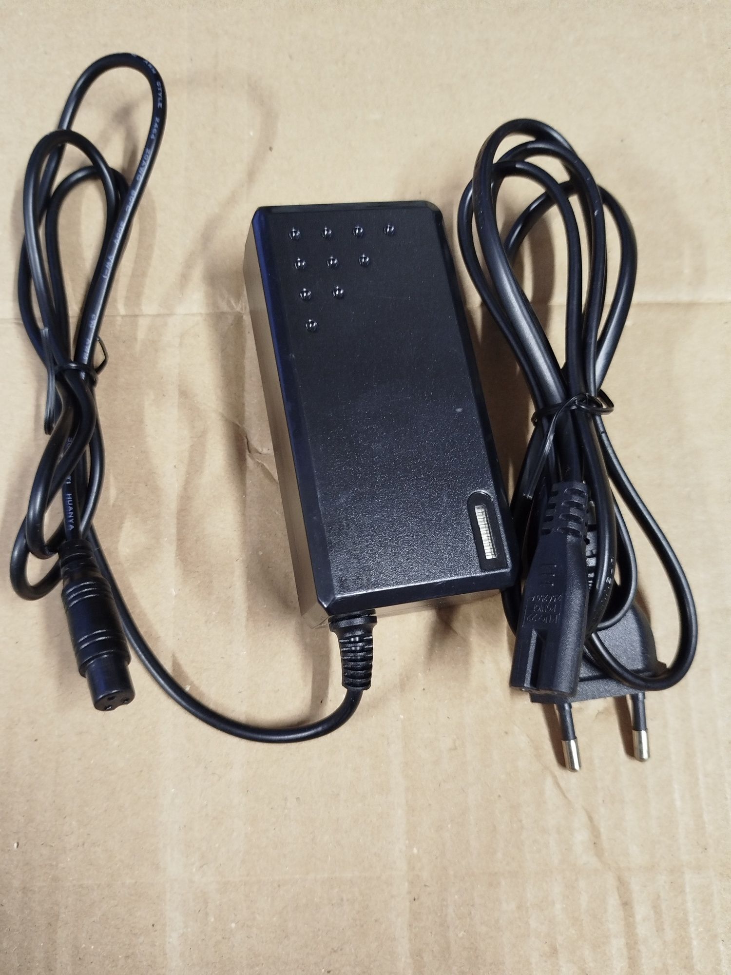 Ładowarka zasilacz 42V 0.85A (A11)