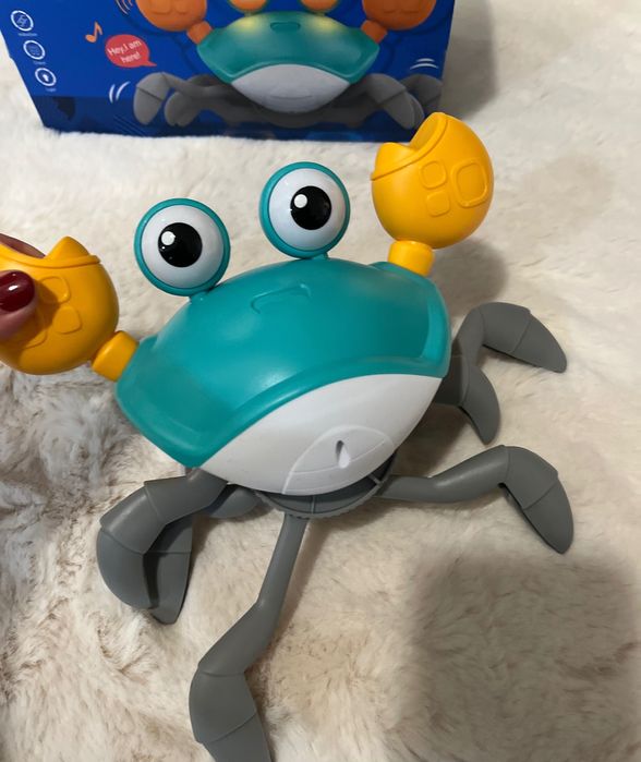 Caranguejo elétrico que anda sozinho brinquedo bebé