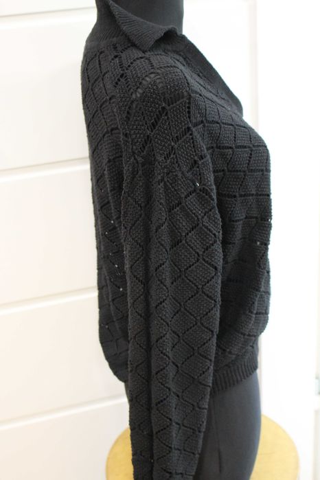 czarny, ażurowy sweter z kołnierzykiem S