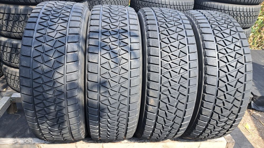 8мм!Комплект зимних Японских шин BRIDGESTONE BLIZZAK 225 65 R17