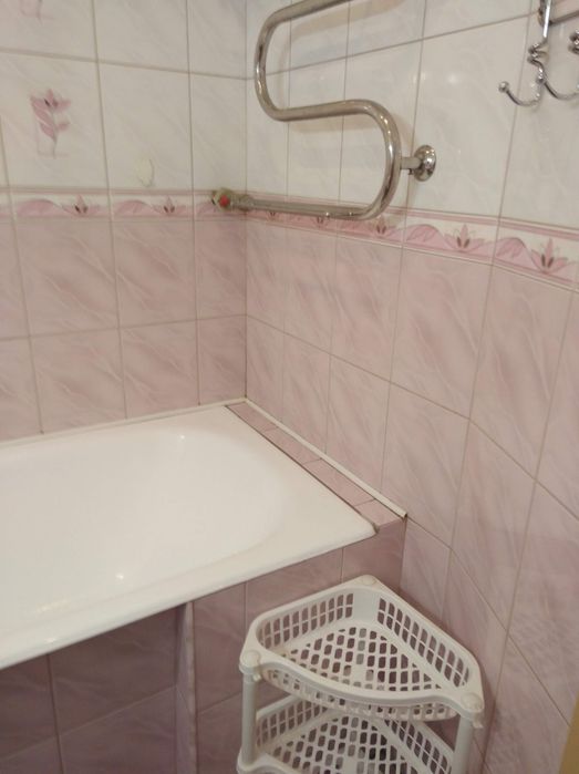 Сдам 1-кв на пр А.Поля 9000