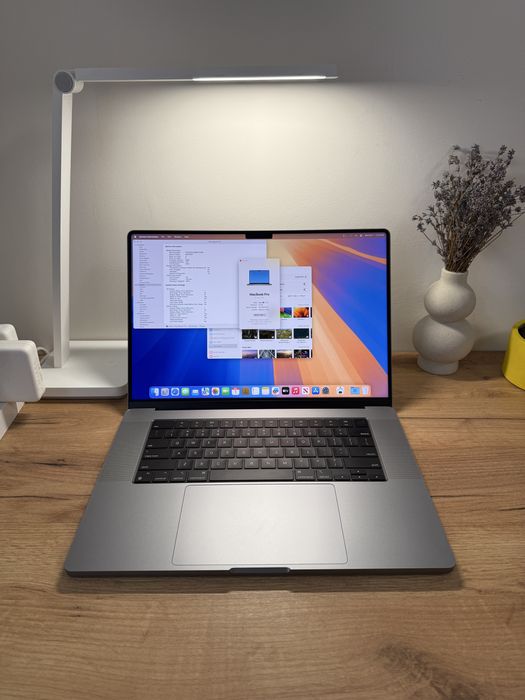 MacBook Pro 16’ 2021 M1 Pro 16GB 512GB Space 95%