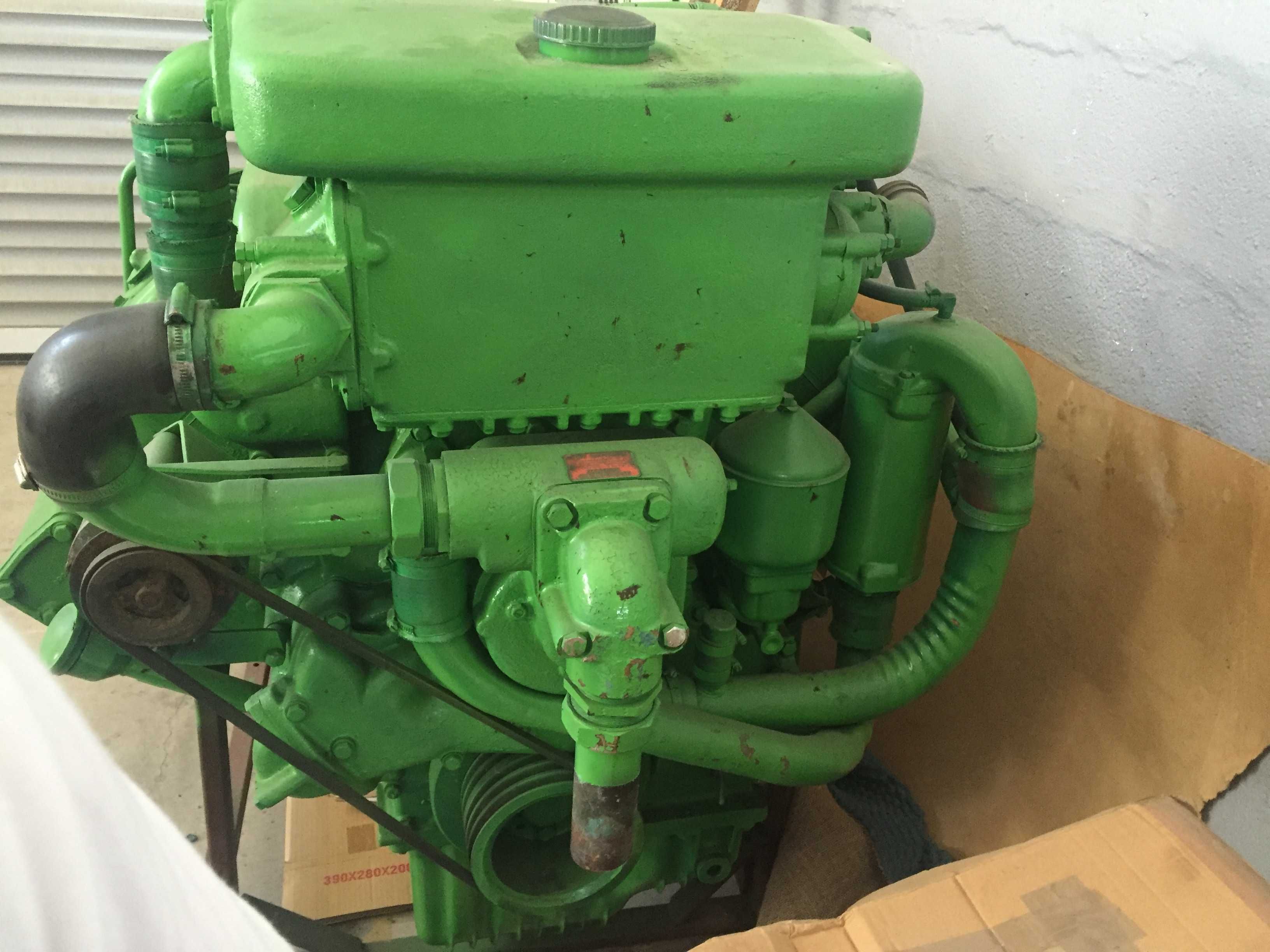 Motor marítimo Scania 450HP